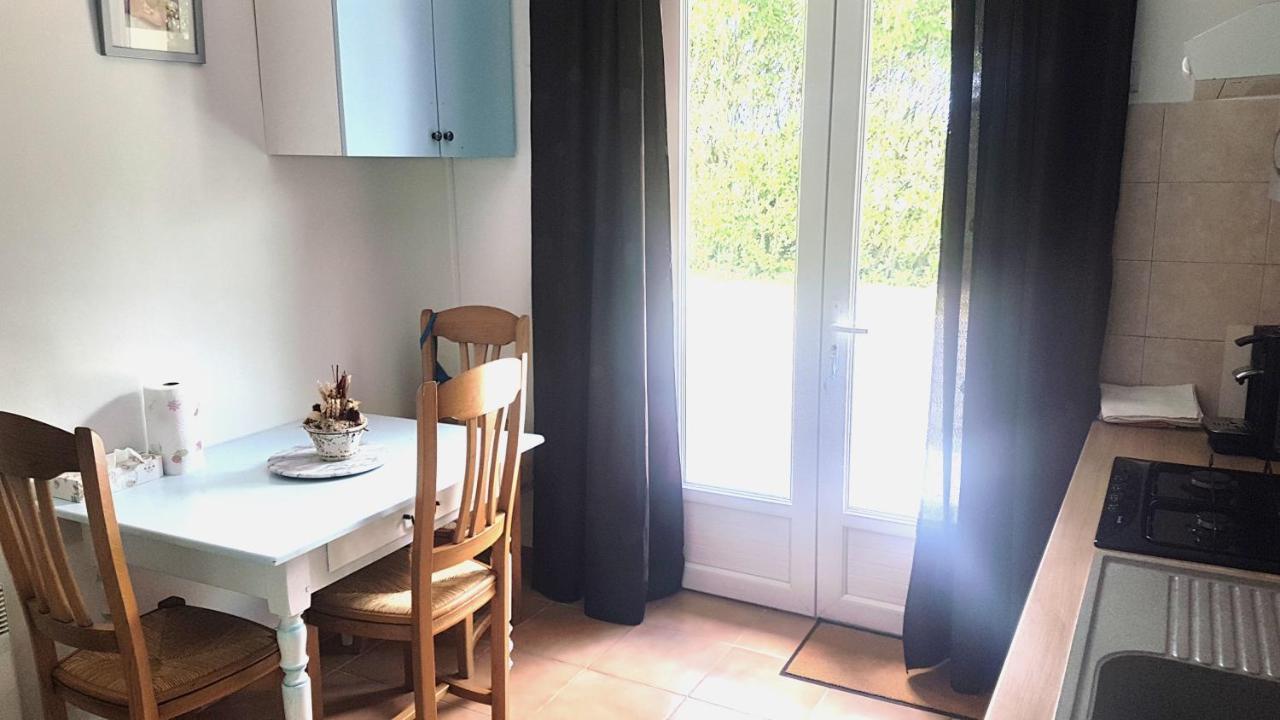 Maison Calme Et Paisible La Faye  Eksteriør billede