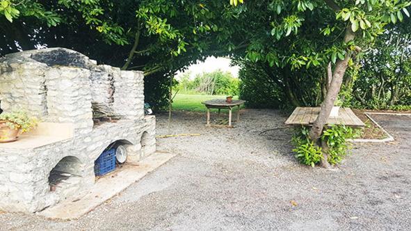 Maison Calme Et Paisible La Faye  Eksteriør billede
